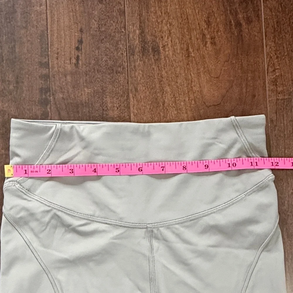 lululemon athletica Women's Light Gray Leggings